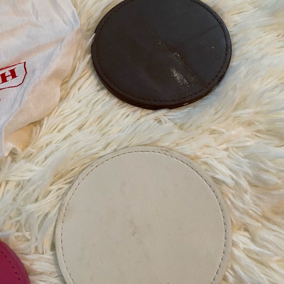 Magnetic coach coasters - Picture 7 of 14